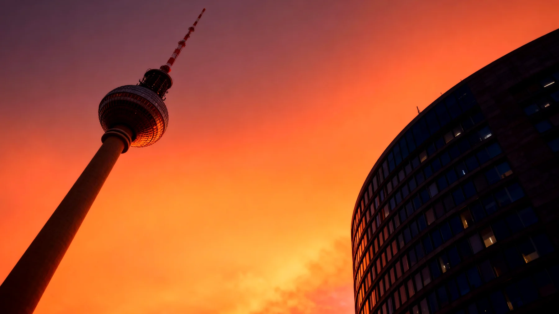 Gute Zeiten, schlechte Zeiten (GZSZ)2025-12-28T05:38:59.529Z"